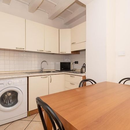 Appartamento Bilocale 1 Piazza Vittoria - Affitti Brevi Italia 브레시아 외부 사진