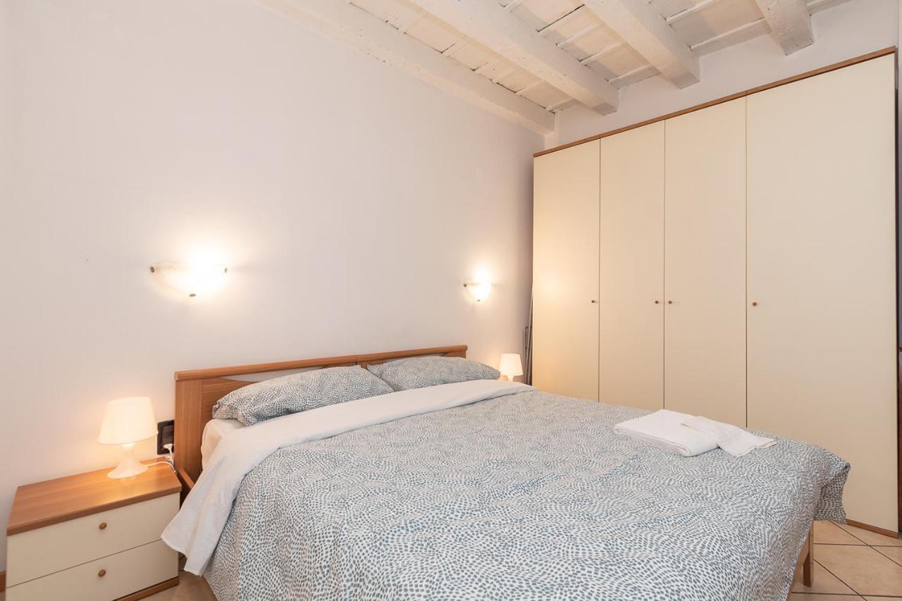 Appartamento Bilocale 1 Piazza Vittoria - Affitti Brevi Italia 브레시아 외부 사진