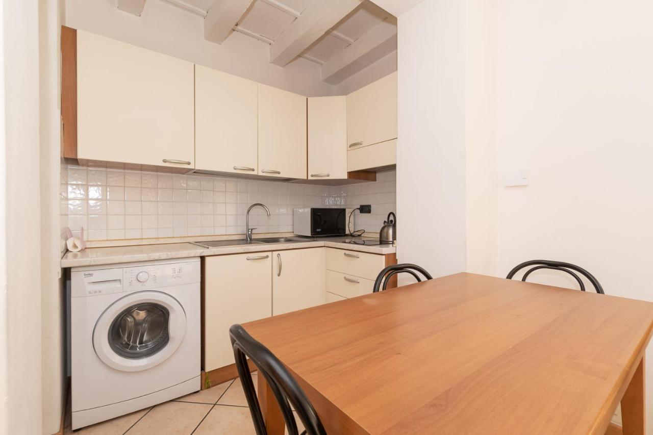 Appartamento Bilocale 1 Piazza Vittoria - Affitti Brevi Italia 브레시아 외부 사진