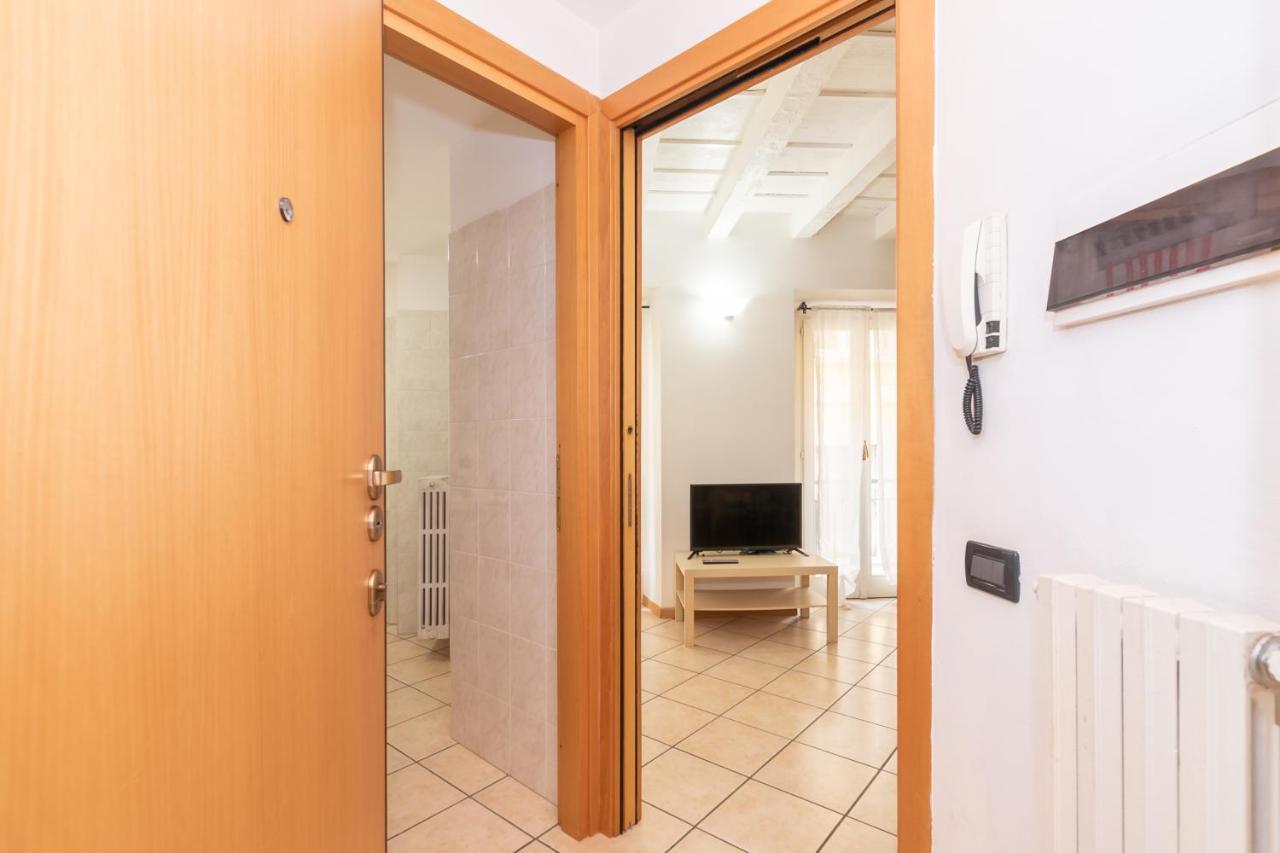Appartamento Bilocale 1 Piazza Vittoria - Affitti Brevi Italia 브레시아 외부 사진